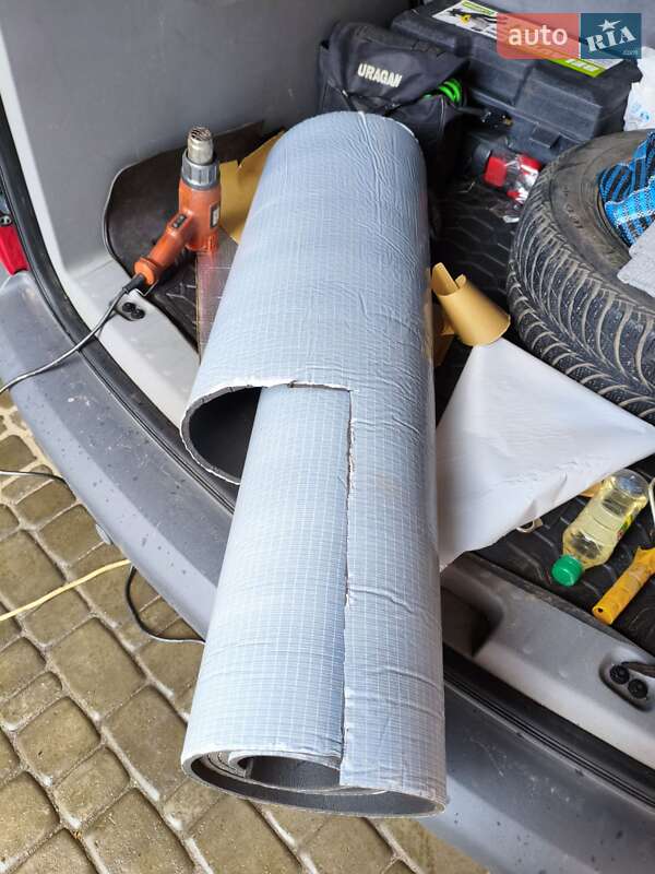 Мінівен Volkswagen Caddy 2009 в Полтаві фото 37 Мінівен Volkswagen Caddy 2009 в Полтаві