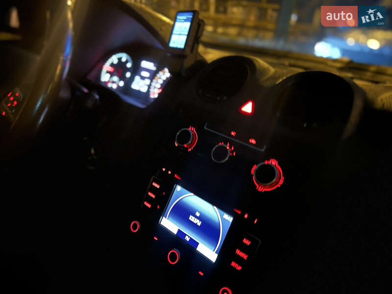 Грузопассажирский фургон Volkswagen Caddy 2010 в Киеве фото 16 Грузопассажирский фургон Volkswagen Caddy 2010 в Киеве