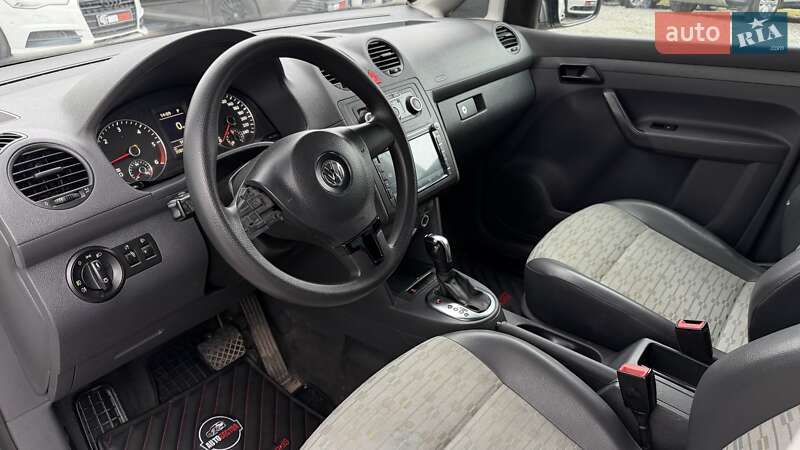 Грузопассажирский фургон Volkswagen Caddy 2012 в Харькове