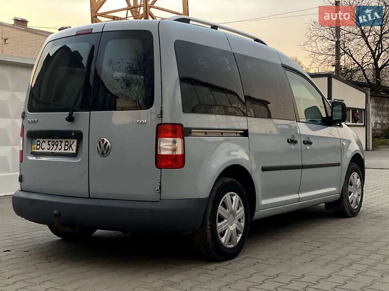 Минивэн Volkswagen Caddy 2004 в Львове