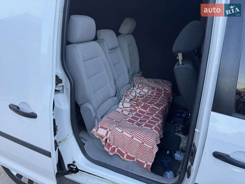 Грузовой фургон Volkswagen Caddy 2016 в Днепре