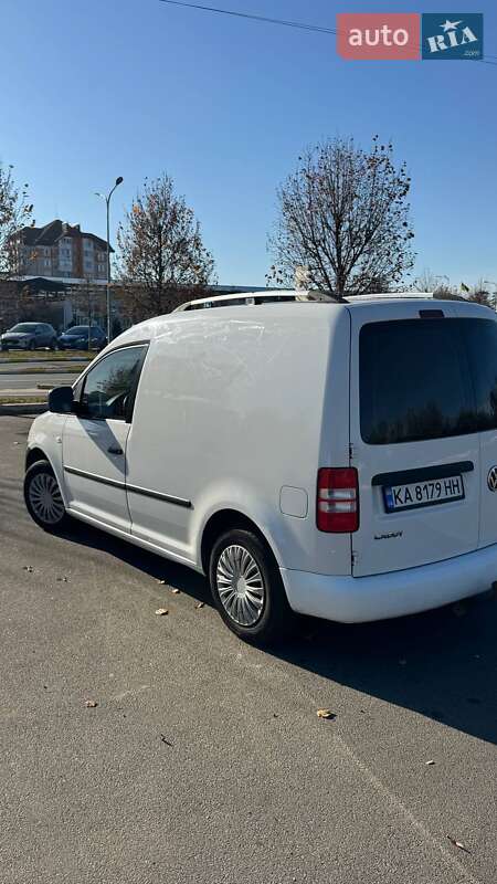 Грузовой фургон Volkswagen Caddy 2013 в Киеве