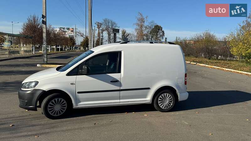 Грузовой фургон Volkswagen Caddy 2013 в Киеве