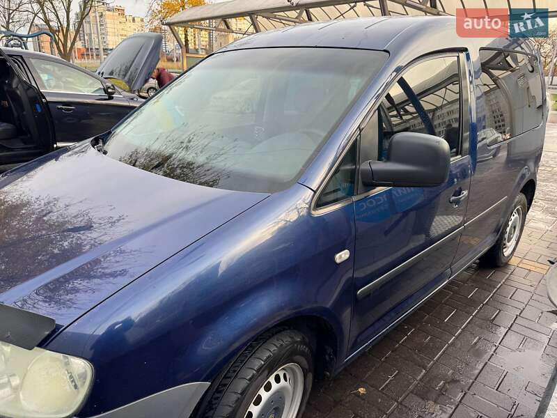 Минивэн Volkswagen Caddy 2004 в Киеве фото 5 Минивэн Volkswagen Caddy 2004 в Киеве