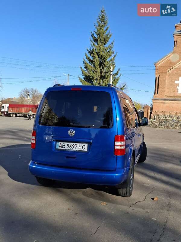 Мінівен Volkswagen Caddy 2015 в Іллінцях