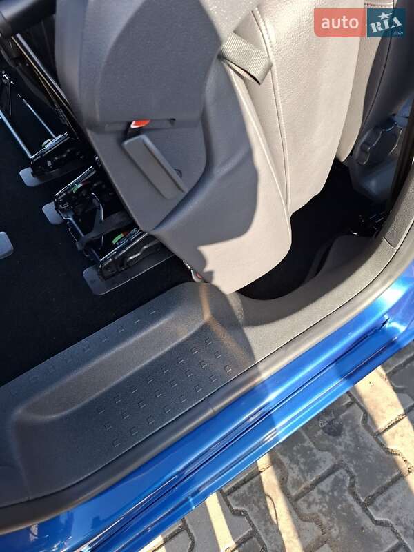 Мінівен Volkswagen Caddy 2015 в Іллінцях