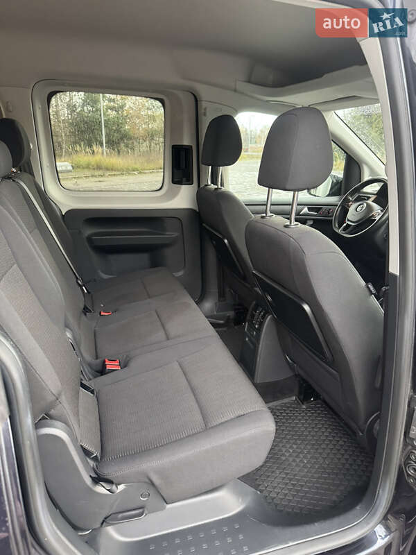Мінівен Volkswagen Caddy 2017 в Львові