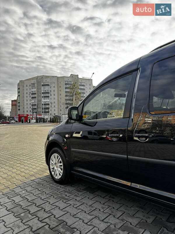 Минивэн Volkswagen Caddy 2014 в Луцке