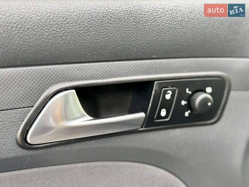 Минивэн Volkswagen Caddy 2014 в Луцке