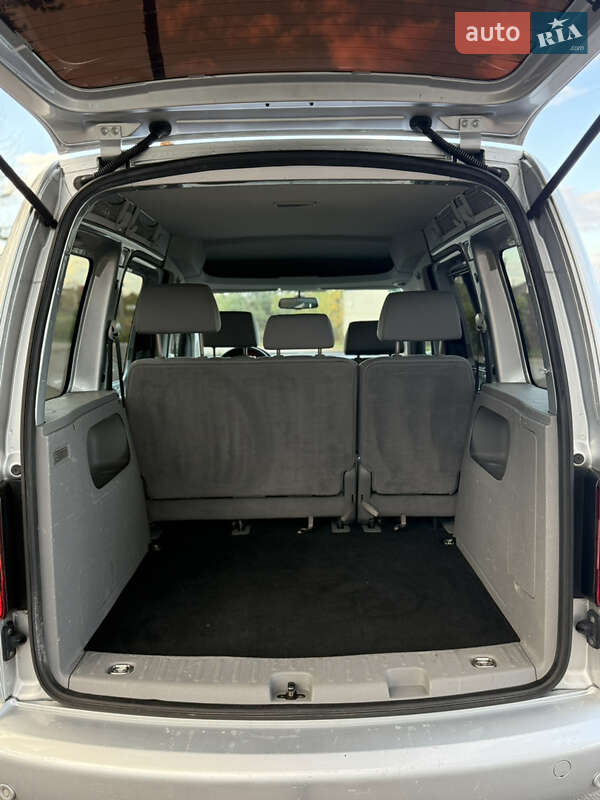 Минивэн Volkswagen Caddy 2010 в Виннице
