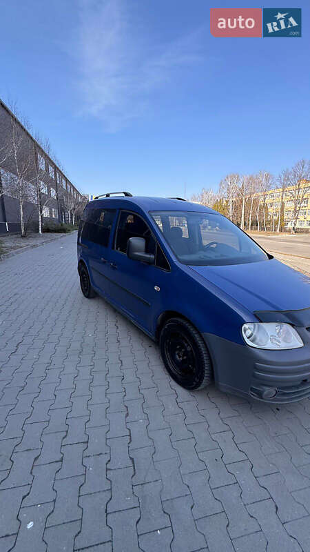 Минивэн Volkswagen Caddy 2010 в Каневе