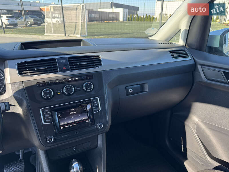 Мінівен Volkswagen Caddy 2016 в Мукачевому