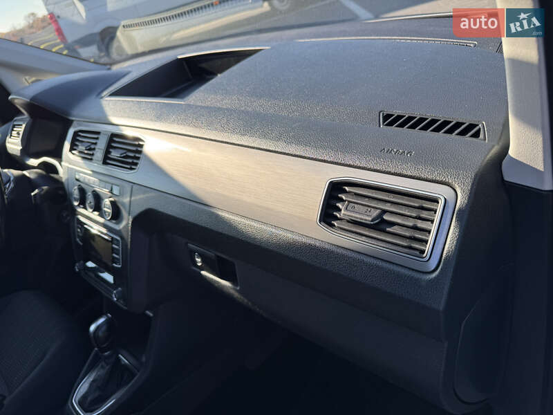 Мінівен Volkswagen Caddy 2016 в Мукачевому