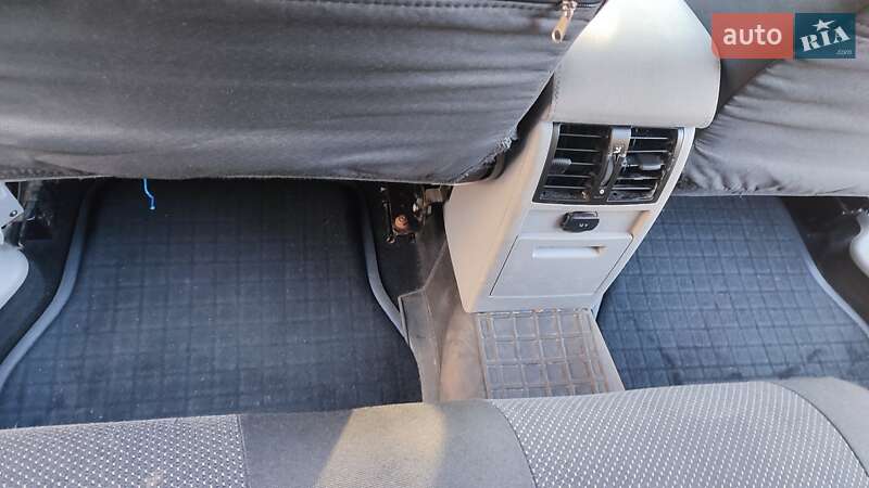 Мінівен Volkswagen Caddy 2010 в Харкові