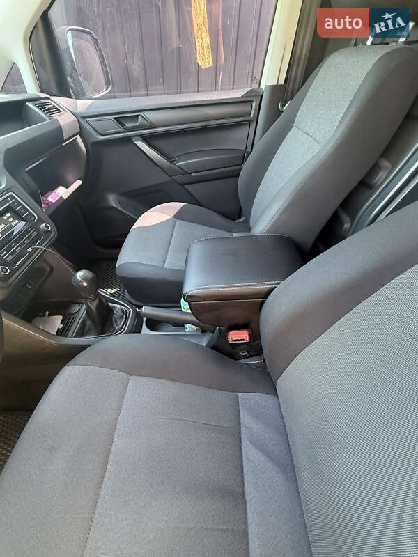 Грузовой фургон Volkswagen Caddy 2018 в Львове фото 6 Грузовой фургон Volkswagen Caddy 2018 в Львове