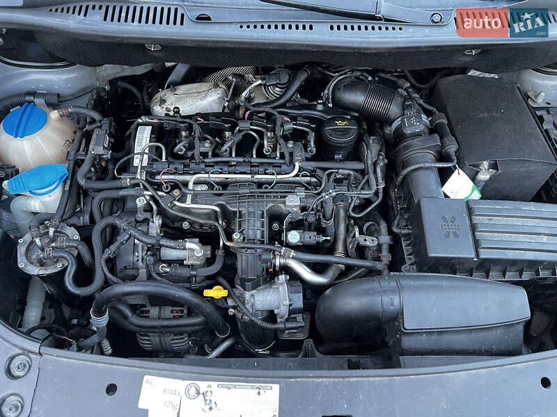 Грузовой фургон Volkswagen Caddy 2014 в Мостиске