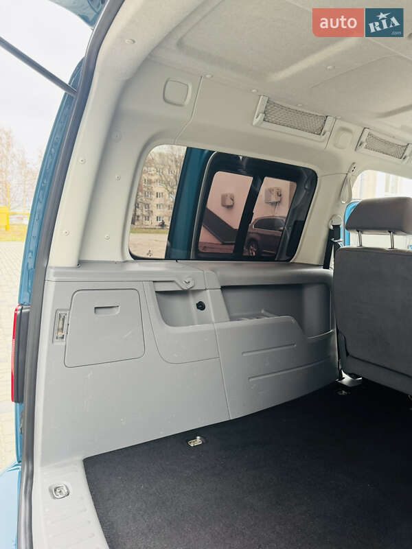 Минивэн Volkswagen Caddy 2008 в Ровно