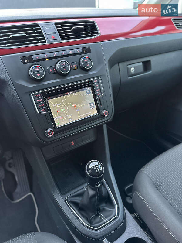 Минивэн Volkswagen Caddy 2015 в Луцке фото 44 Минивэн Volkswagen Caddy 2015 в Луцке