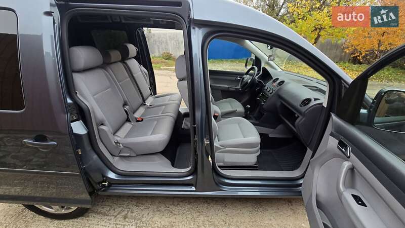 Мінівен Volkswagen Caddy 2010 в Полтаві