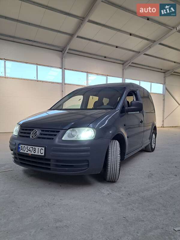 Минивэн Volkswagen Caddy 2006 в Тячеве