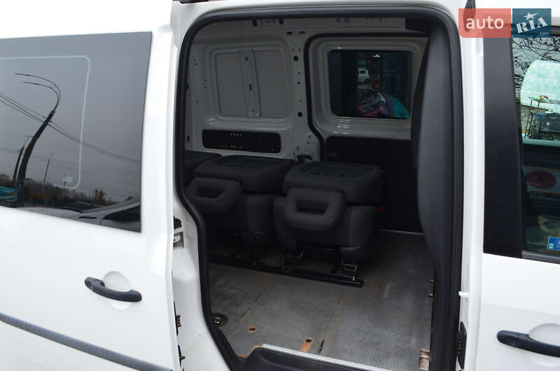 Мінівен Volkswagen Caddy 2020 в Києві