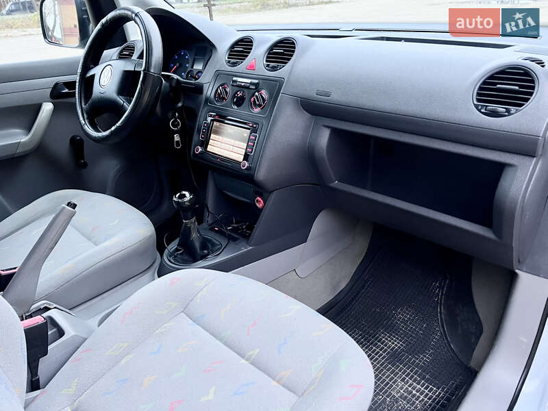 Мінівен Volkswagen Caddy 2005 в Тернополі фото 29 Мінівен Volkswagen Caddy 2005 в Тернополі