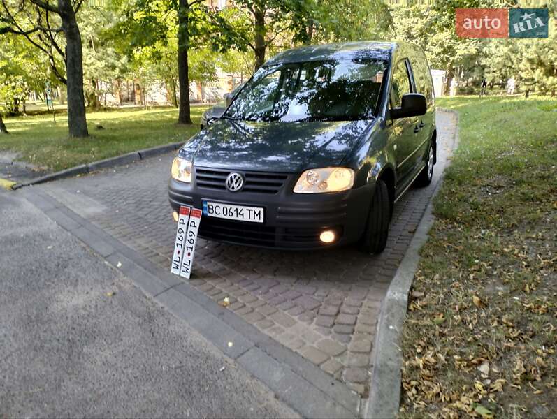Минивэн Volkswagen Caddy 2009 в Львове