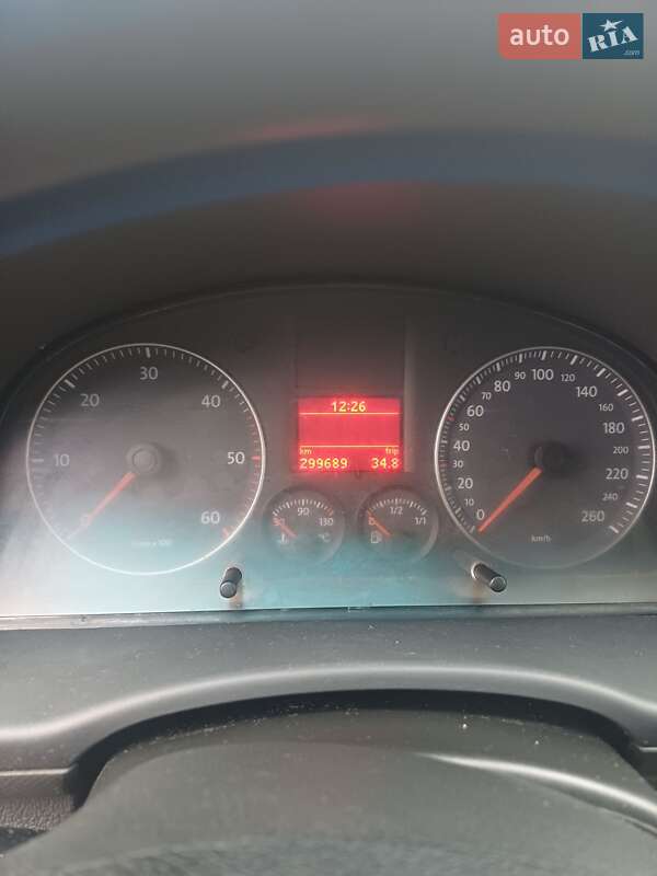 Вантажний фургон Volkswagen Caddy 2009 в Полтаві фото 4 Вантажний фургон Volkswagen Caddy 2009 в Полтаві