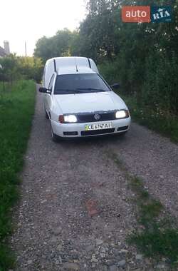 Вантажний фургон Volkswagen Caddy 2003 в Чернівцях