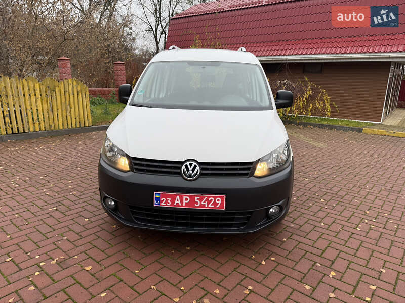 Минивэн Volkswagen Caddy 2014 в Хмельницком
