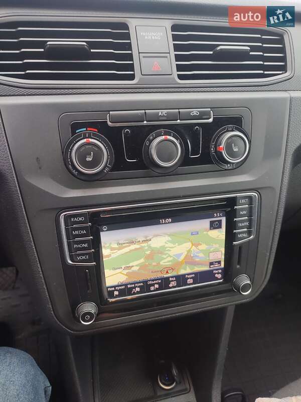 Минивэн Volkswagen Caddy 2016 в Обухове