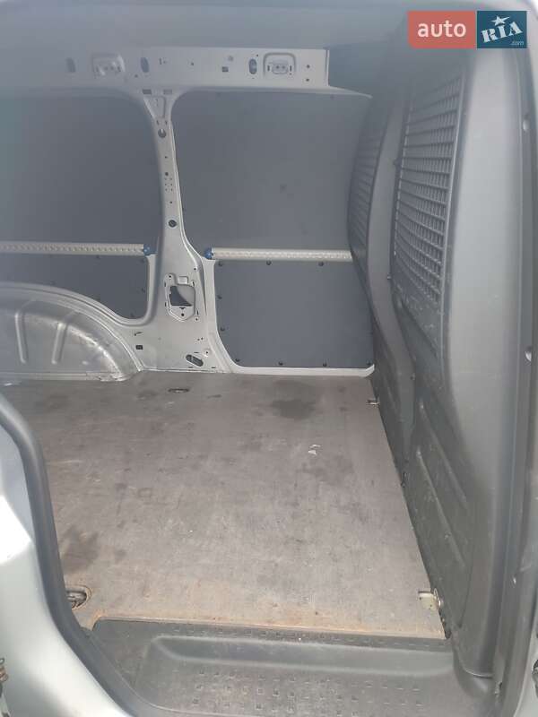 Минивэн Volkswagen Caddy 2016 в Обухове