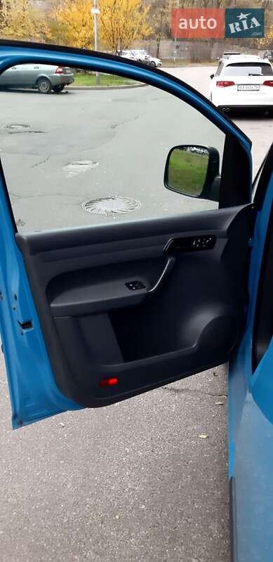 Мінівен Volkswagen Caddy 2011 в Києві фото 13 Мінівен Volkswagen Caddy 2011 в Києві