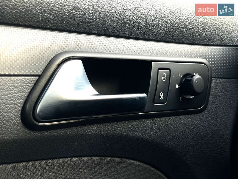 Минивэн Volkswagen Caddy 2013 в Львове фото 17 Минивэн Volkswagen Caddy 2013 в Львове