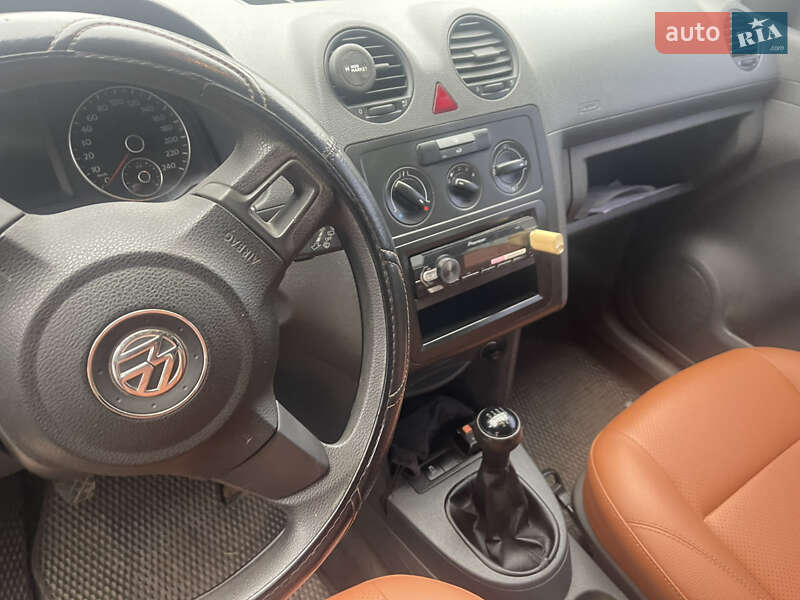 Мінівен Volkswagen Caddy 2011 в Києві фото 9 Мінівен Volkswagen Caddy 2011 в Києві