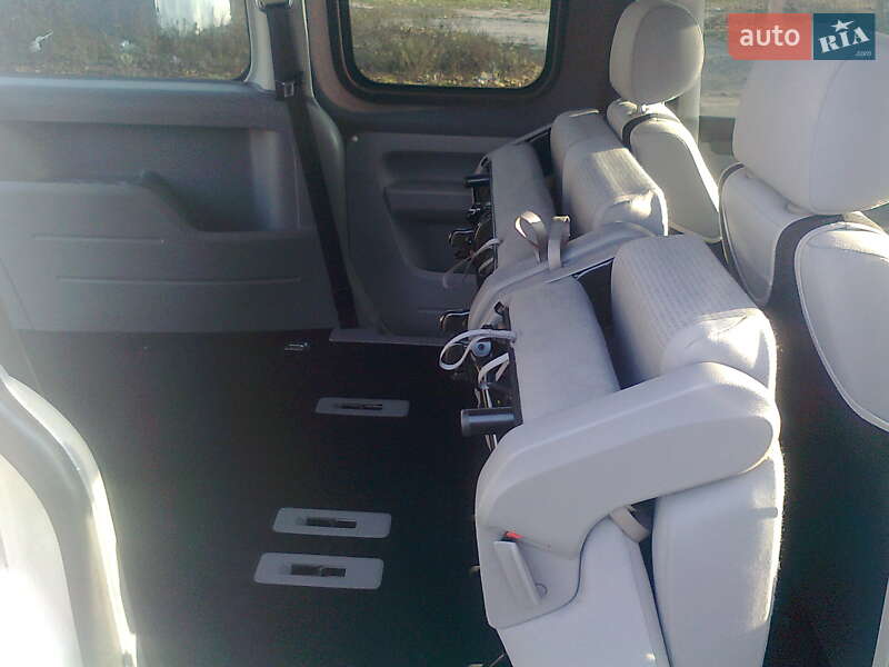 Мінівен Volkswagen Caddy 2008 в Черкасах