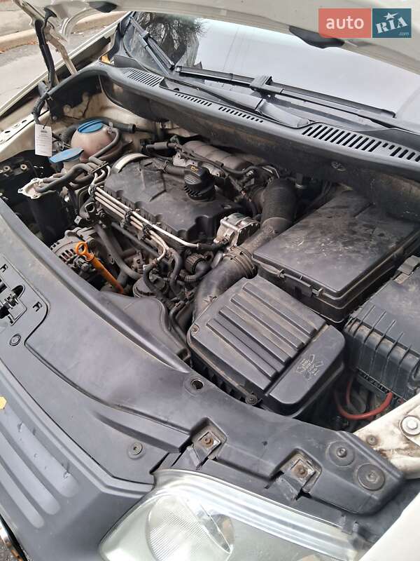 Мінівен Volkswagen Caddy 2004 в Києві