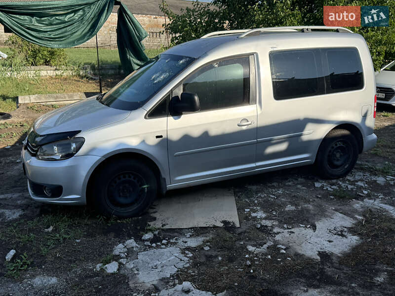 Мінівен Volkswagen Caddy 2013 в Краматорську