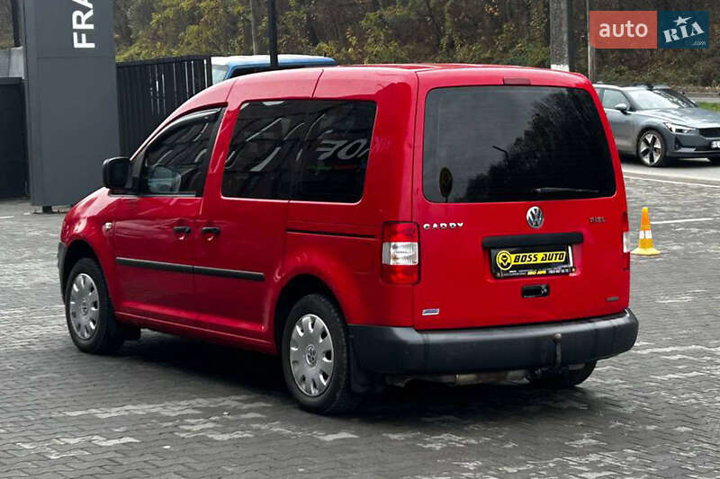Мінівен Volkswagen Caddy 2009 в Чернівцях
