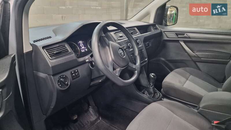 Минивэн Volkswagen Caddy 2017 в Ровно фото 10 Минивэн Volkswagen Caddy 2017 в Ровно