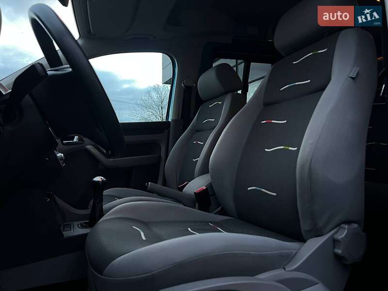 Минивэн Volkswagen Caddy 2008 в Ивано-Франковске фото 20 Минивэн Volkswagen Caddy 2008 в Ивано-Франковске