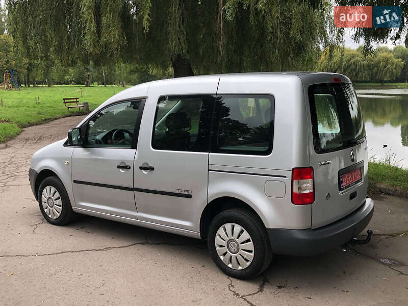 Мінівен Volkswagen Caddy 2010 в Рівному