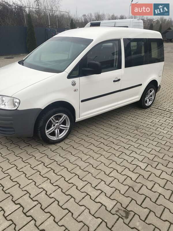 Мінівен Volkswagen Caddy 2004 в Ужгороді фото 3 Мінівен Volkswagen Caddy 2004 в Ужгороді