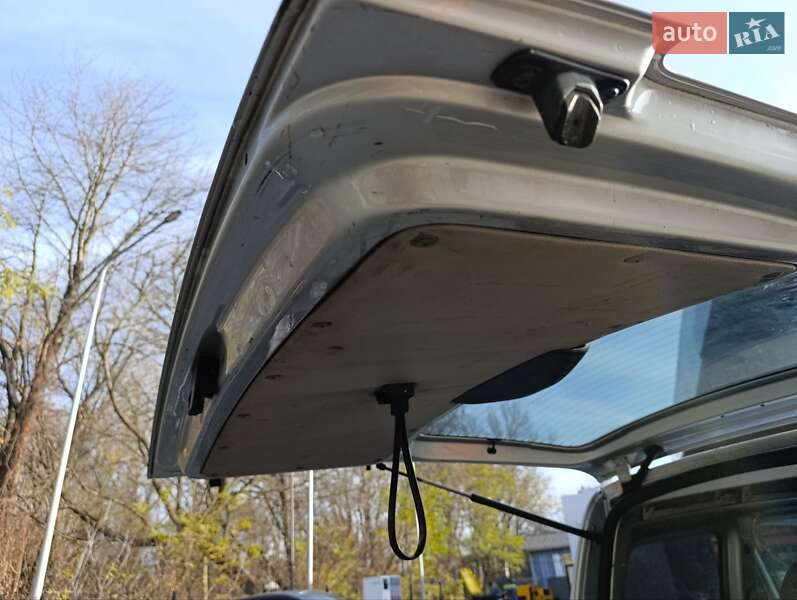 Мінівен Volkswagen Caddy 2007 в Чернівцях фото 7 Мінівен Volkswagen Caddy 2007 в Чернівцях