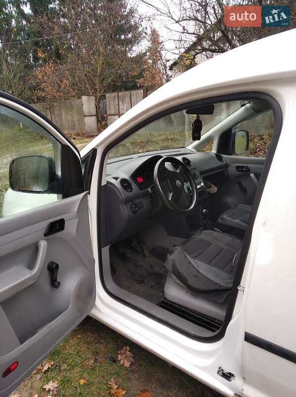 Вантажний фургон Volkswagen Caddy 2006 в Ямпілю фото 10 Вантажний фургон Volkswagen Caddy 2006 в Ямпілю