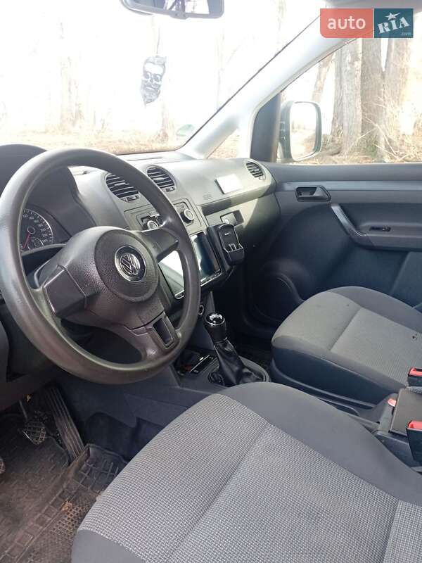 Мінівен Volkswagen Caddy 2013 в Кам'янському фото 7 Мінівен Volkswagen Caddy 2013 в Кам'янському