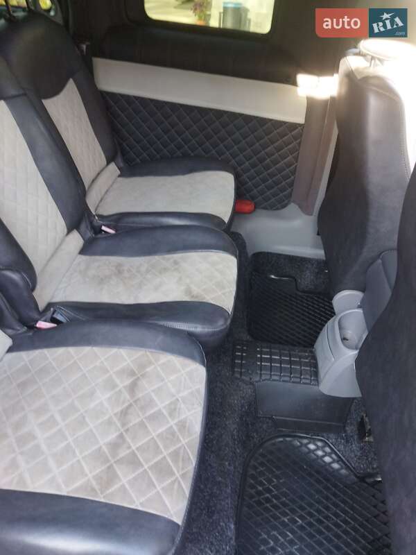 Мінівен Volkswagen Caddy 2008 в Ватутіному фото 21 Мінівен Volkswagen Caddy 2008 в Ватутіному