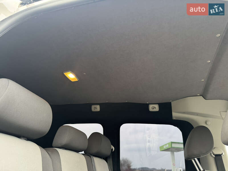 Мінівен Volkswagen Caddy 2011 в Коломиї