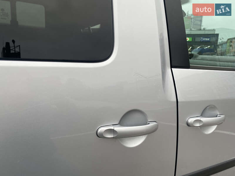 Мінівен Volkswagen Caddy 2014 в Києві фото 12 Мінівен Volkswagen Caddy 2014 в Києві