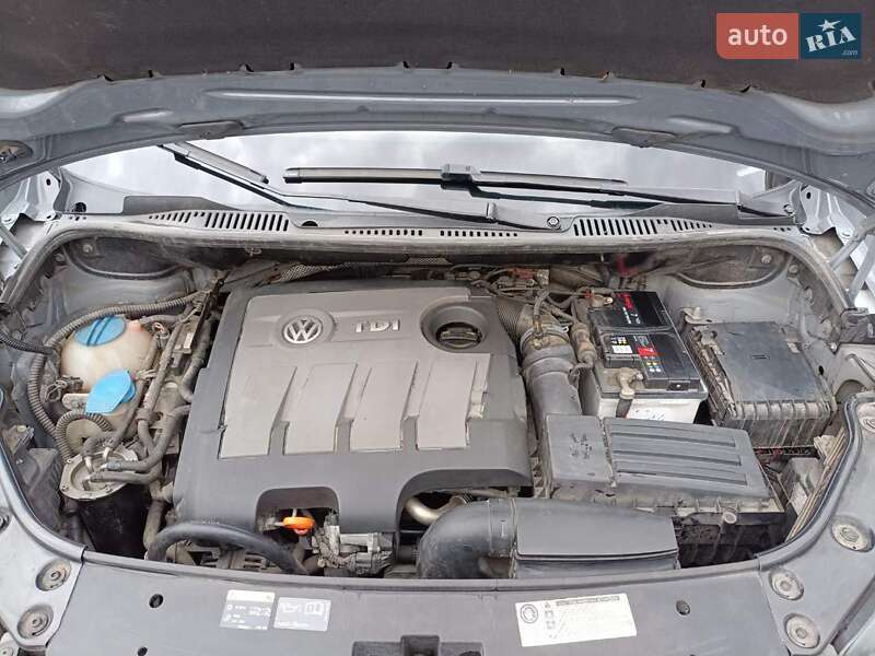 Минивэн Volkswagen Caddy 2012 в Обухове фото 15 Минивэн Volkswagen Caddy 2012 в Обухове